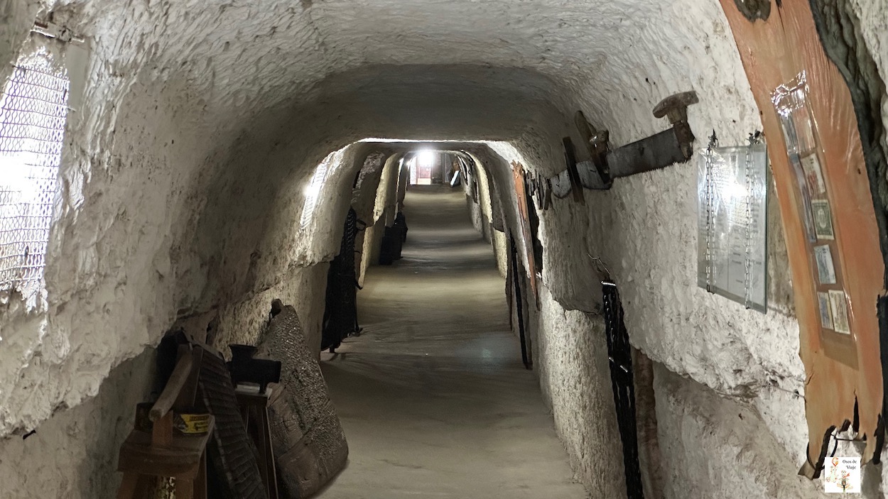Casa cueva del diablo (Alcalá del Júcar)